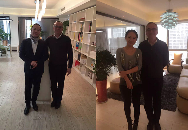 6新聞-13法國(guó)著名紅酒設(shè)計(jì)大師到訪李華清_03-03